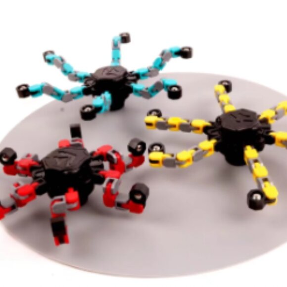 4 Transformable Fidget Spinners for Kids and Adults Stress Relief Sensory Toy - Picture 7 of 8